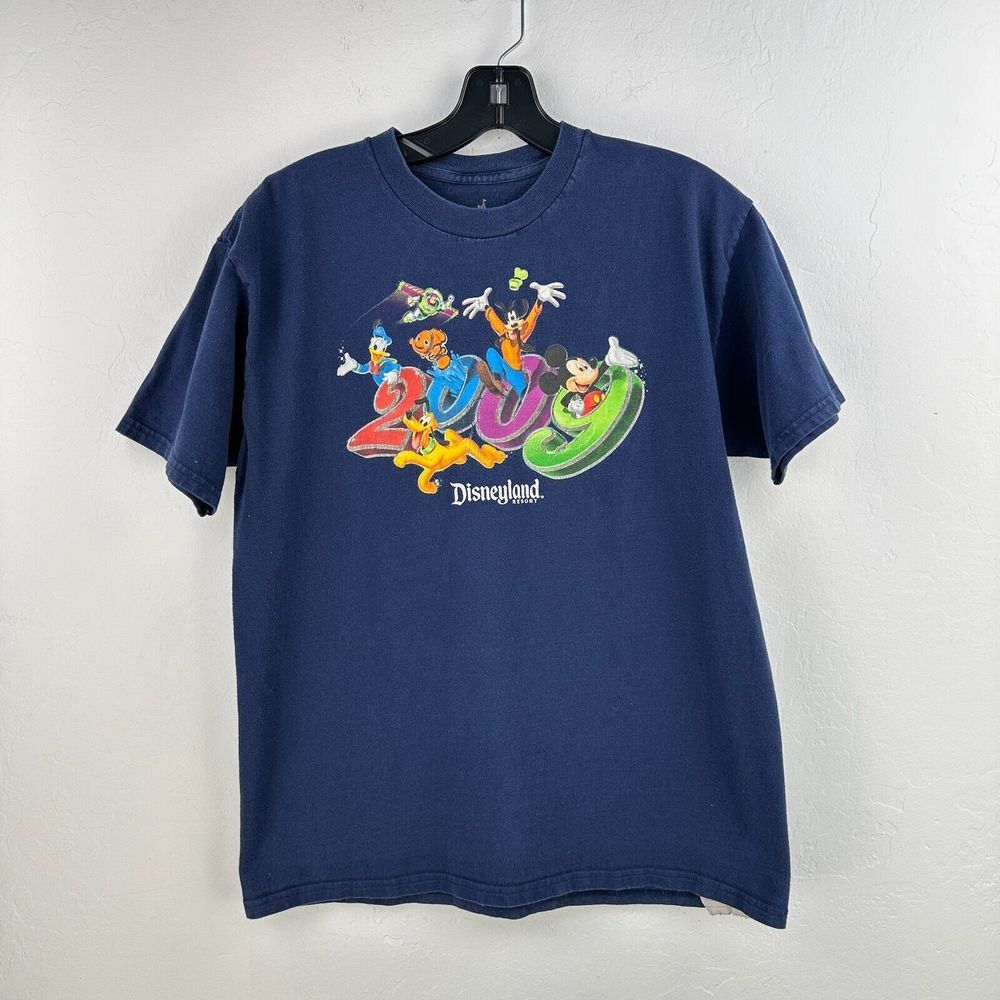 Hanes Crewneck T-shirt Mens XL Blue Disneyland 2009 Short Sleeve Tee‎